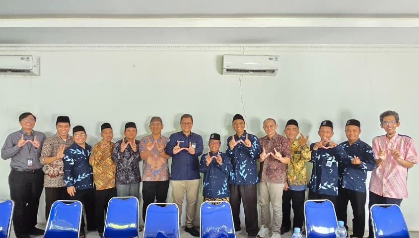 Santri HEBITREN Siap Jadi Mitra Biro Umroh, Perkuat Ekonomi Pesantren Melalui Bisnis Halal